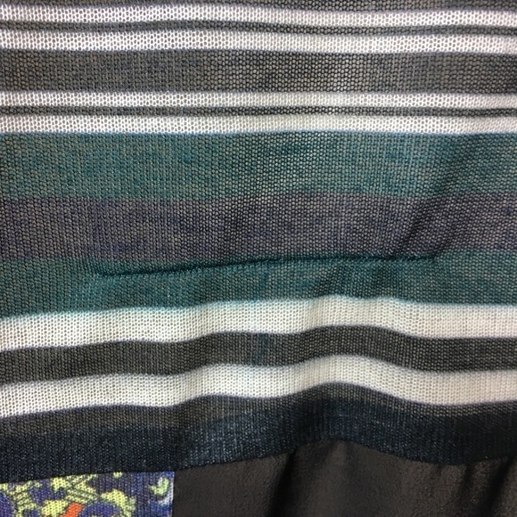 Clover Canyon Blouse short Sleeve Semi Sheer Sz M - Picture 8 of 8